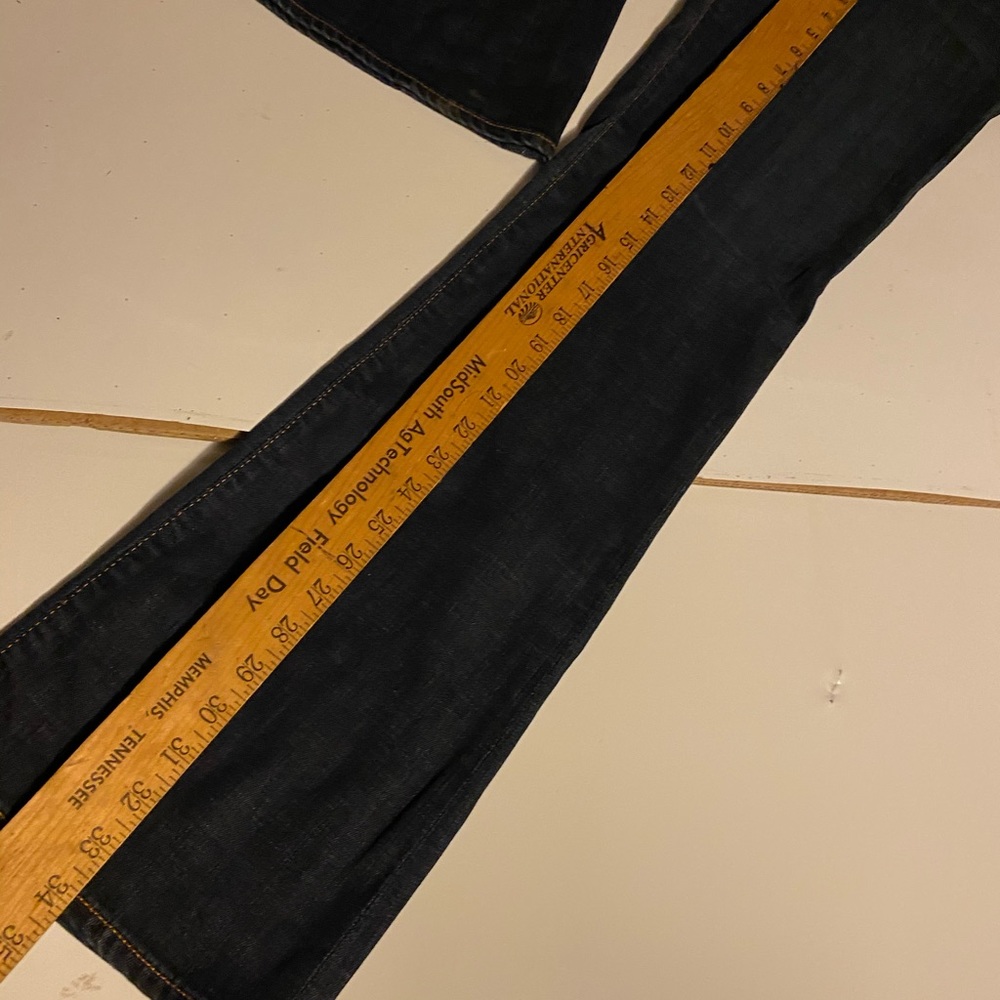AG midrise women 31R / 34inseam Bootcut wide leg - Picture 9 of 9